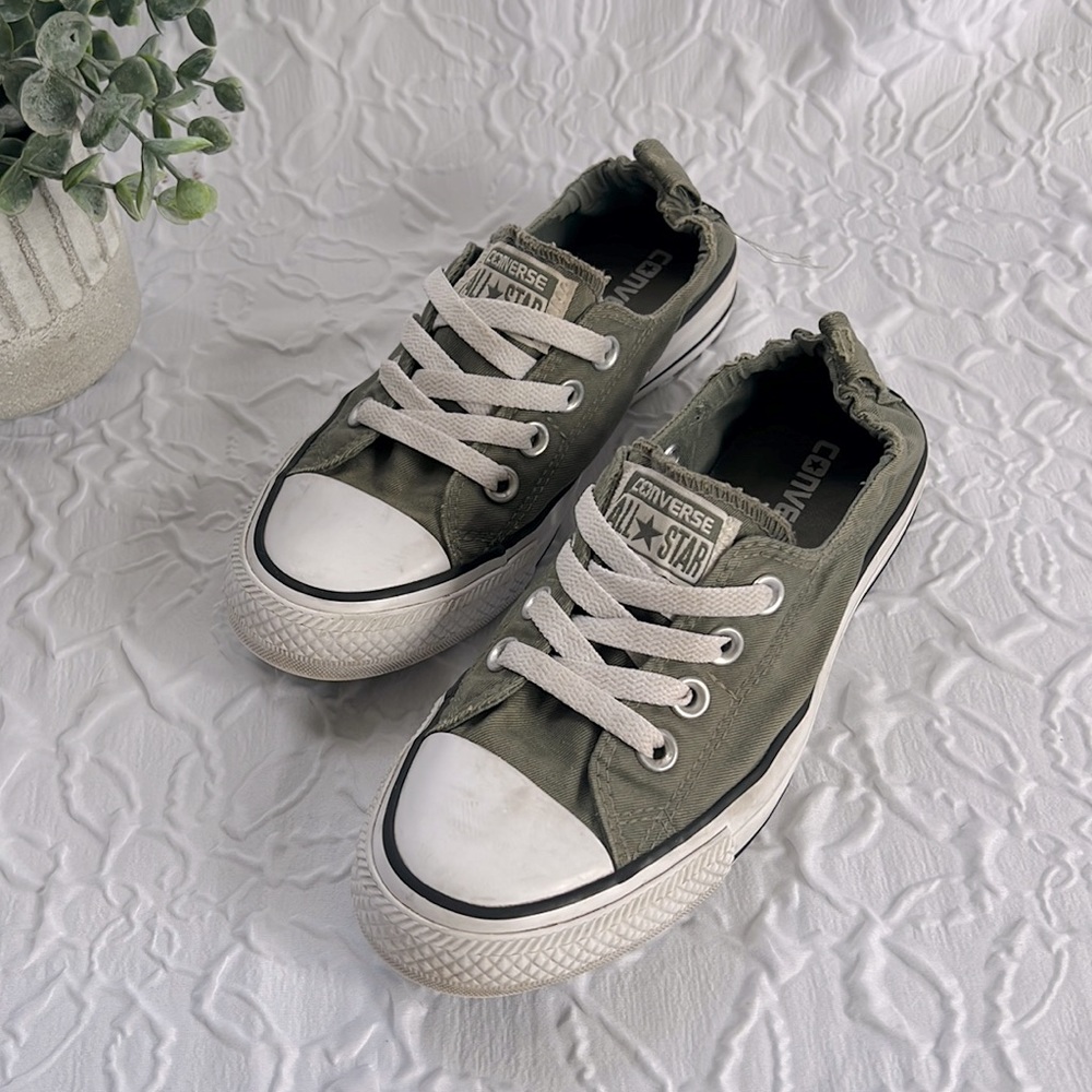 Women’s Green Converse Size 5 Used
